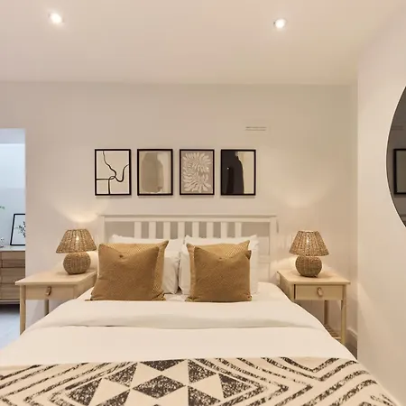 The Kingswood Place - Modern 2Bdr With Terrace West Dulwich Exterior photo