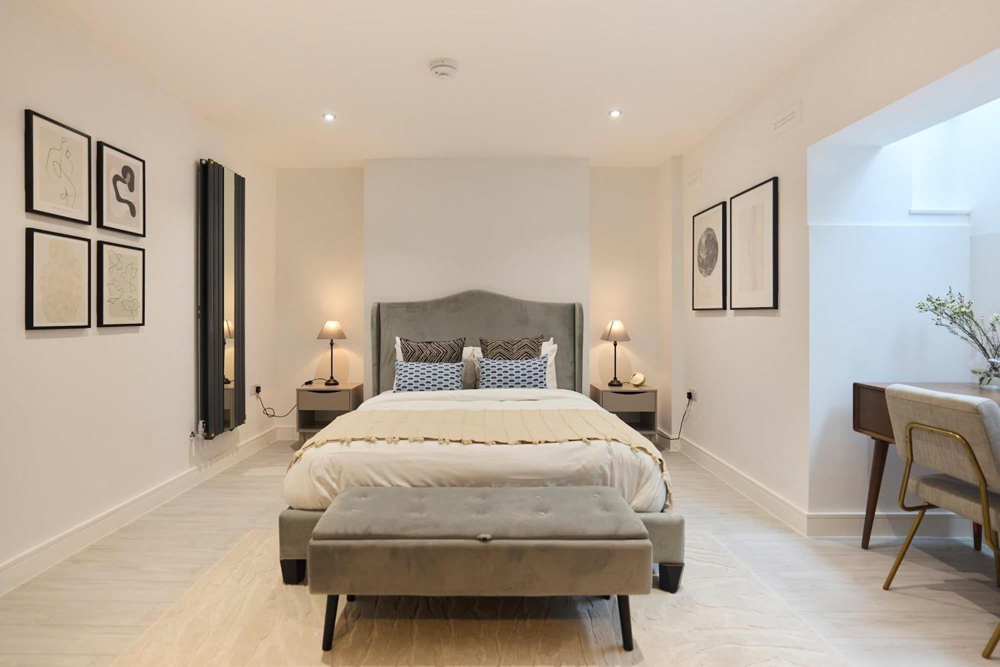 The Kingswood Place - Modern 2bdr With Terrace
